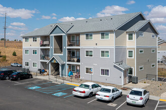 The Riverview Apartments in Pullman, WA - Building Photo - Building Photo