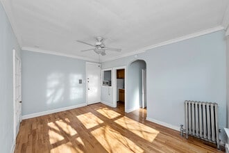 4610 N Paulina St, Unit 4614-402 in Chicago, IL - Building Photo - Building Photo