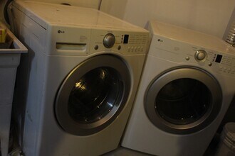 21 Sandringham Dr in Barrie, ON - Building Photo - Building Photo