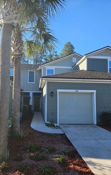 638 Servia Dr in Saint Johns, FL - Building Photo