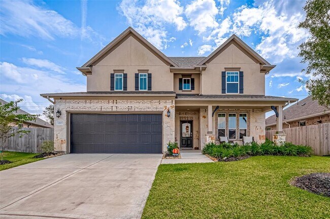 property at 1207 Dry Cork Cir