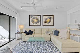 3308 Europa Dr in Naples, FL - Building Photo - Building Photo