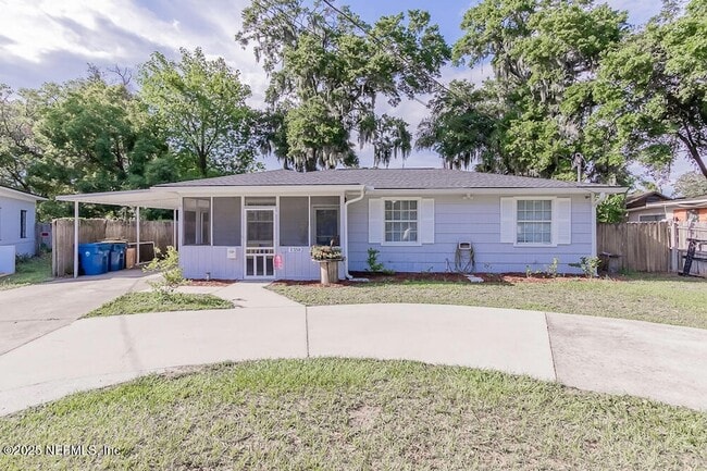 property at 1358 Hollyhock Cir
