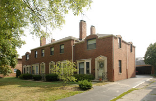 1870-1876 Ashland Ave Apartments