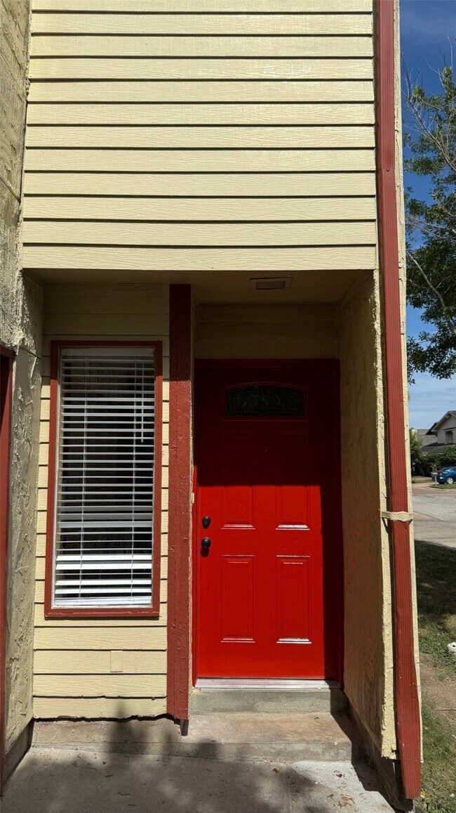 12404 Windjammer St