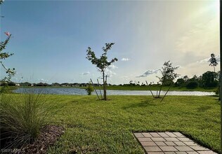 18569 Marlin Kite Ln in North Fort Myers, FL - Foto de edificio - Building Photo