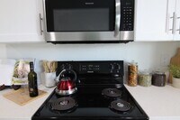 8101 De Soto Ave, Unit 230 - 6