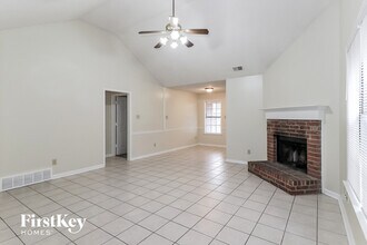 4458 Shadow Creek St in Memphis, TN - Building Photo - Building Photo