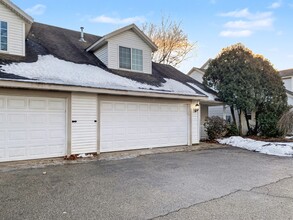 13286 Riley St in Holland, MI - Building Photo - Building Photo