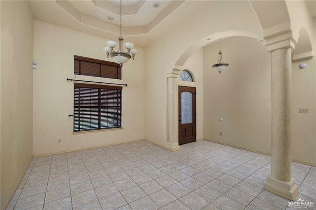 10 Mossy Oak Dr in Edinburg, TX - Building Photo - Building Photo