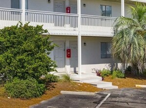 485 Gulf Shore Dr in Destin, FL - Building Photo - Building Photo