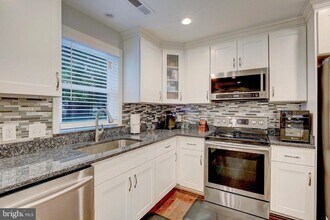3585 Loch Haven Dr in Edgewater, MD - Building Photo - Building Photo