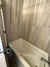 4143 California Ave SW in Seattle, WA - Foto de edificio - Building Photo