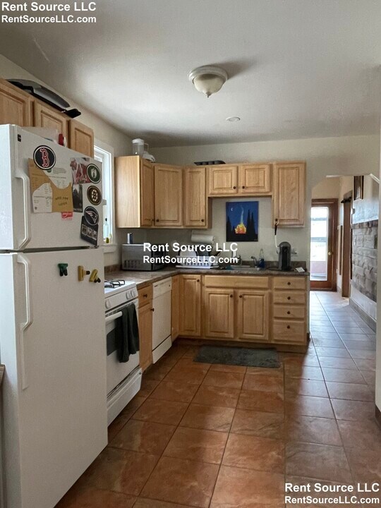 53 Porter Rd in Cambridge, MA - Building Photo