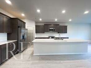 1278 Panoramic Lp in Bremerton, WA - Building Photo - Building Photo