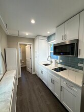 1918 Noyes St in Evanston, IL - Building Photo - Building Photo