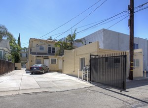 621 N Euclid Ave in Ontario, CA - Building Photo - Building Photo