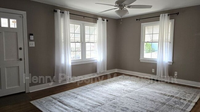 309 Webster St in Cary, NC - Building Photo - Building Photo