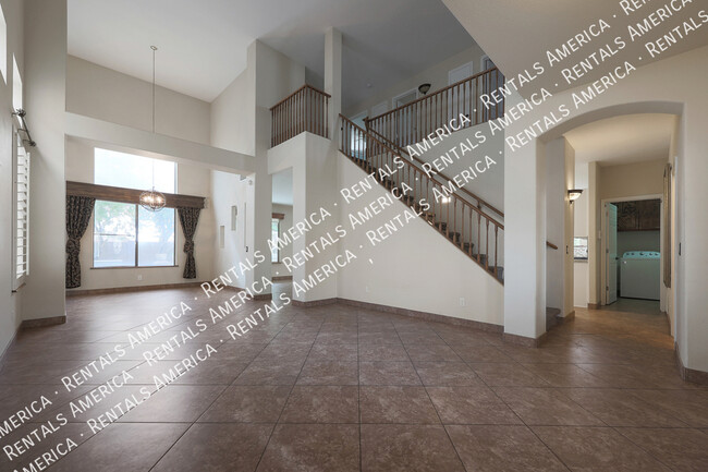 3719 W Fallen Leaf Ln in Glendale, AZ - Building Photo - Building Photo