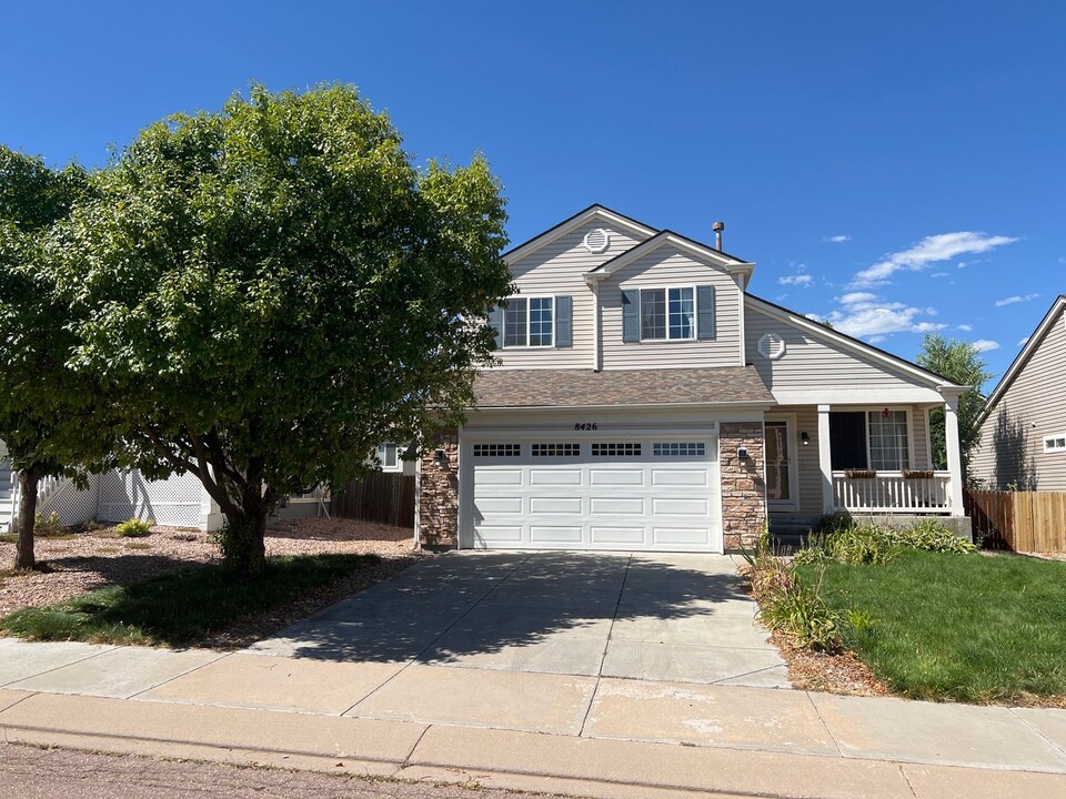 8426 Shadow Run Ln in Fountain, CO - Building Photo