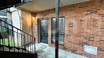 7025 Hemlock Ave in Dallas, TX - Building Photo