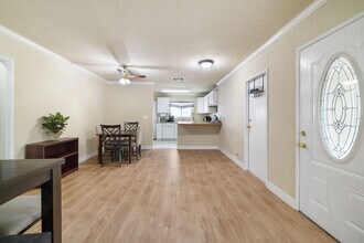 11050 Keswick St in Los Angeles, CA - Building Photo - Building Photo