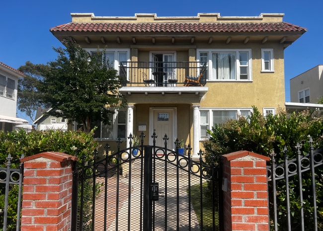 property at 1438 S Norton Ave