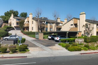 Parkway Manor in La Mesa, CA - Building Photo - Building Photo