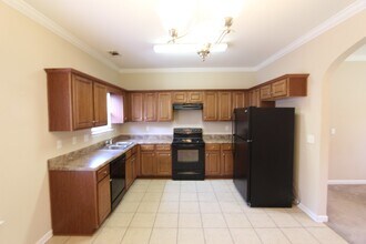 222 Oxmoor Pl in Birmingham, AL - Building Photo - Building Photo