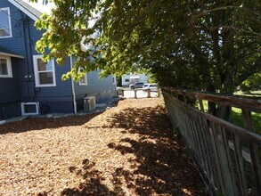 319 W 6th St in Port Angeles, WA - Building Photo - Building Photo