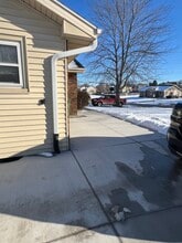 5324 Jennifer Dr in Pleasant Hill, IA - Building Photo - Building Photo