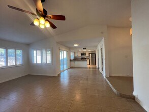 10038 S 46th Pl in Phoenix, AZ - Building Photo - Building Photo