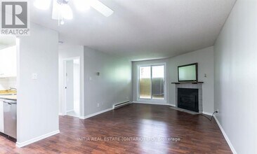 725 Deveron Crescent in London, ON - Building Photo - Building Photo