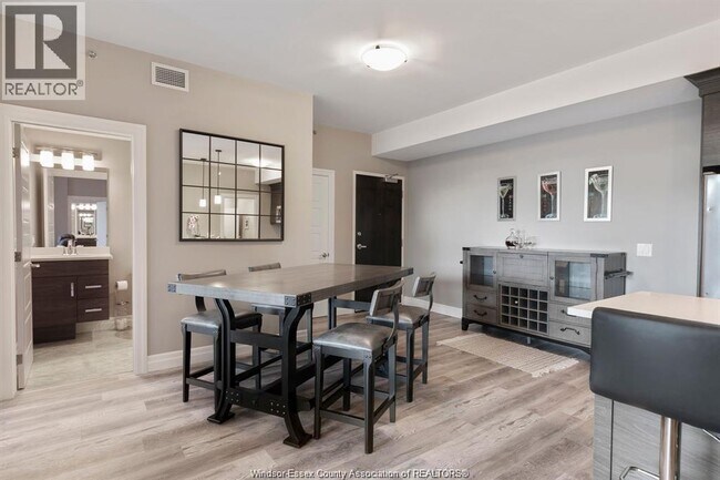 5850 Newman Blvd in Lasalle, ON - Building Photo - Building Photo