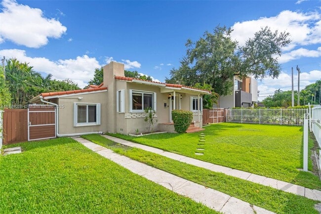 4417 SW 14th St in Miami, FL - Building Photo - Building Photo
