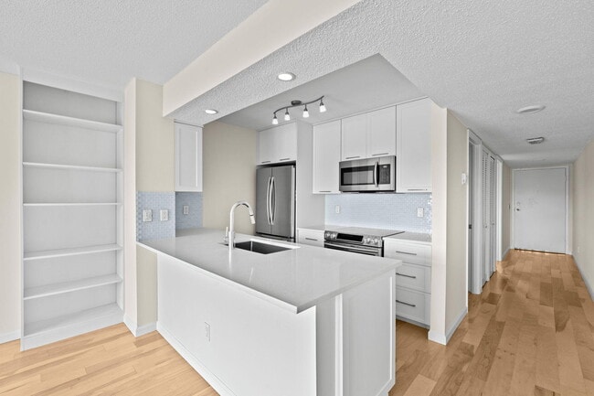 property at 286 Cypress Point Dr