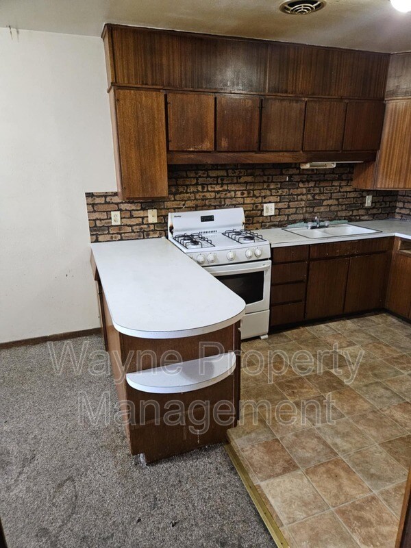 property at 639 2nd St