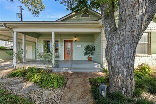 4006 Lewis Ln in Austin, TX - Building Photo