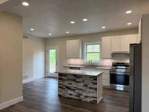 3273 Brodhead Rd in Aliquippa, PA - Building Photo - Building Photo