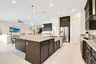 13809 Abberwick Dr in Orlando, FL - Building Photo - Building Photo