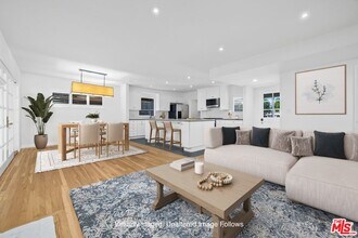 9344 Valjean Ave in Los Angeles, CA - Building Photo - Building Photo