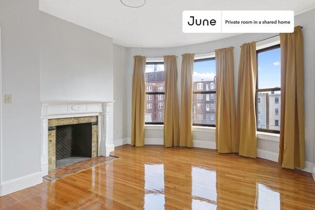 Private bedroom in 4 bed/2 bath Home in Boston, MA - Building Photo - Building Photo