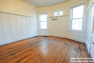 12 Greylock Rd, Unit 1 in Boston, MA - Building Photo - Building Photo