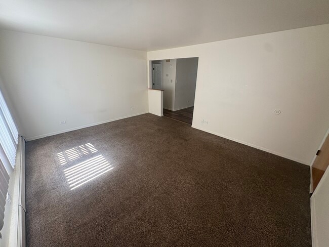 property at 12747 Hoyne Ave