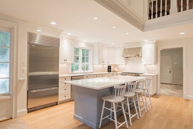 19 Ridge Hill Farm Rd in Wellesley, MA - Building Photo - Building Photo