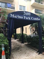 2600 NE 135th St in North Miami, FL - Building Photo