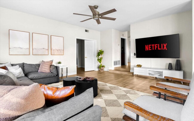 5604 E Beverly Ln in Scottsdale, AZ - Building Photo - Building Photo