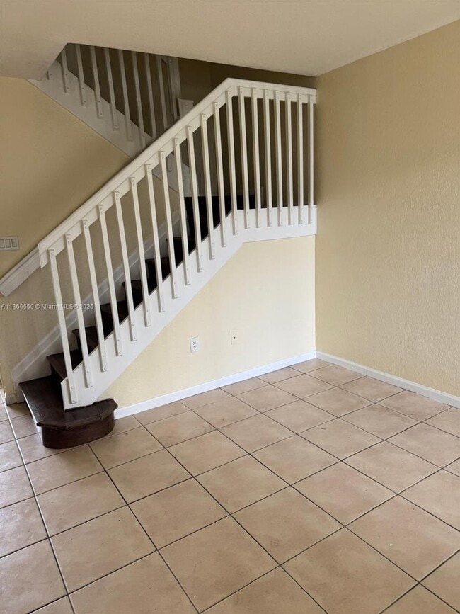 property at 2746 SE 15th Pl