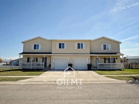 1890 N Belmar Dr in Kalispell, MT - Building Photo