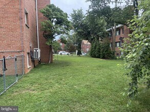 500 S Courthouse Rd in Arlington, VA - Building Photo - Building Photo